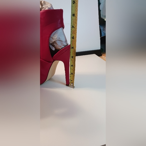 RED Peep toe heels - Picture 9 of 10